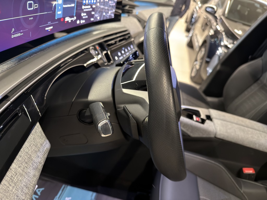 PEUGEOT 3008 1200 HYBRID 145 CV EDCS6 GT